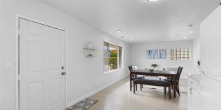 Newly Remodeled and Spacious 3 bedroom 1 bath Rambler Gallery 3