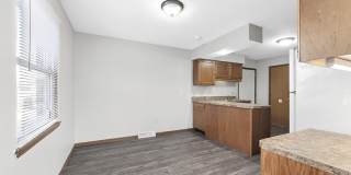 1004 Shadow Ln. Gallery 3