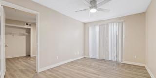 Tides at Royal Lane South Tides at Royal Lane South Gallery 8