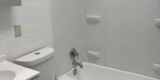 6380 Marsden St Gallery 7