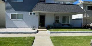 Spacious 2 Bedroom Unit in Huntington Beach Spacious 2 Bedroom Unit in Huntington Beach Gallery 1