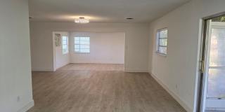 FOR RENT!!! SIMPLY STUNNING AND SPACIUS 3 BED 2 BATH SINGLE FAMILY HOME.. Gallery 12