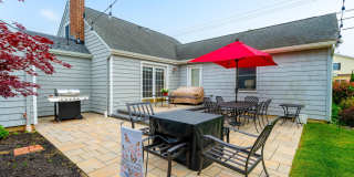303 Bell Place Gallery 31