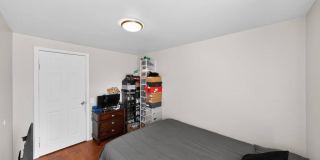 2523 Robinson Place Gallery 8