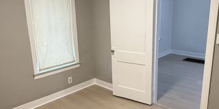 17157 Mackay Street Gallery 15