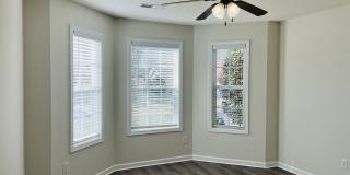 Wow! Must see this 3 bed 2 bath house in Belltree at Summergrove! Gallery 13