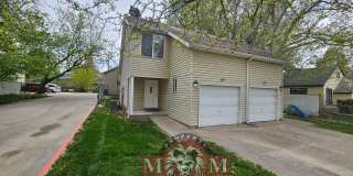 Spacious 3 Bd 2.5 Bath Townhouse in Bountiful Gallery 1