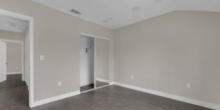 7237 Tujunga Ave Gallery 13