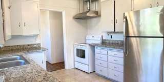 Epic Location by Cal Poly - 5 bedroom, 2 bathroom house Gallery 7