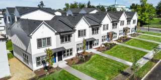 One-Month Free. Lease This Townhome Today! Gallery 13