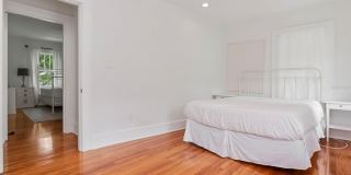126 8TH Avenue NE Gallery 30