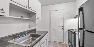 The Oaks Gate City Gallery 21