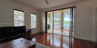 2557 Centergate Dr Gallery 15