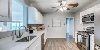 4BD, 2BA Chaffee Park Home with Yard and 1-Car Garage Gallery 9