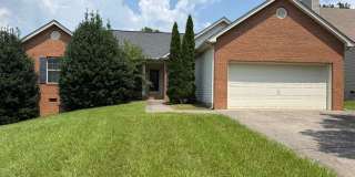 3 BEDROOM , 2 BATH ON HIGHGATE CIRCLE IN HARDIN VALLEY/KARNS AREA!! Gallery 1