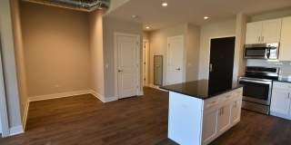 3833 N Broadway Gallery 261