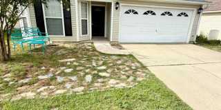 Nice 3 Bedroom Home For Rent - Includes Yard Service! Gallery 3