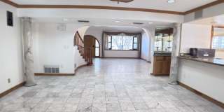 4719 FRANKFORT Avenue Gallery 21