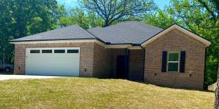 Newer 3 Bedroom 2 Bath home on Large lot!!! Gallery 1