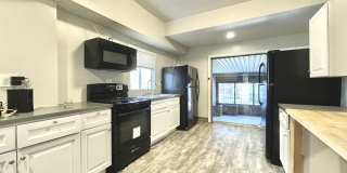 1196 1/2 W 36th Street - Co-Living 1196 1/2 W 36th Street - Co-Living Gallery 2