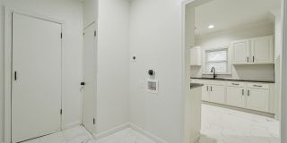 1017 Northeast 16th Street Gallery 25