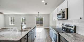 SPACIOUS 2-STORY HOME WITH MODERN COMFORTS SPACIOUS 2-STORY HOME WITH MODERN COMFORTS Gallery 13