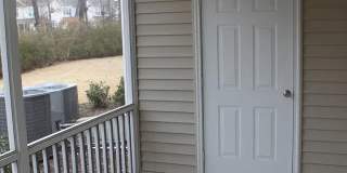 Room in 3 Bedroom Home in Cary Gallery 11