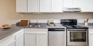 Hardy Avenue Apartments Gallery 11