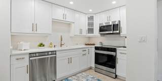 3443 Gulf Shore Boulevard North - 1 Gallery 21