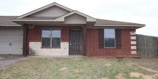 2 Bedroom Duplex for Rent in Lindale! Gallery 1