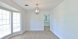 Complete RENOVATION only a few years ago!  Large bedrooms! Gallery 22