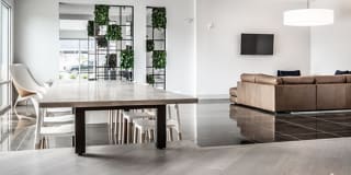 Grid Gallery 15