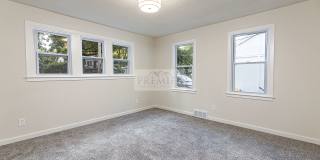 4 bedroom/ 3 bath-Beautiful Rehabbed home for rent - - Rent $3200 - 8340 Riggs Overland Park KS 66212 Gallery 11