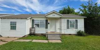 3 Beds 1 Bath Home in Shawnee! Gallery 21