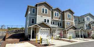 Forest Park Townhomes Gallery 1
