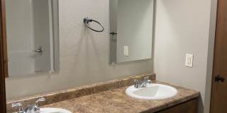 2 Bedroom Townhome in Boulder Ridge! Gallery 7
