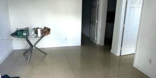 1770 NW 19th Ter Gallery 9