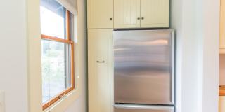 1208 East Barclay Court Gallery 14
