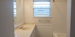 Spacious, Updated & Cute Home Near Lake Hefner in Close Proximity to Shopping & Dining Gallery 11