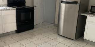 Two Bed One Bath Home Available Now Gallery 6