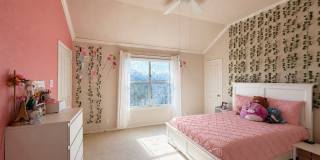 7537 Steeple Gallery 35