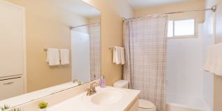 1047 E Alameda Dr Gallery 30