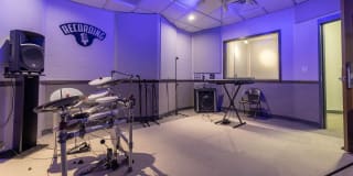 One Arlington Gallery 26