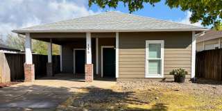 3 Bedroom 2 bath single family house Gallery 1