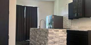 COMING SOON: BEAUTIFUL MODERN 2 BEDROOM / 1 BATHROOM WITH FENCED IN YARD CLOSE TO HOSPITALS IN JOPLIN MO!! Gallery 4