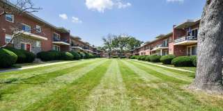 Wilshire Apartments Gallery 6