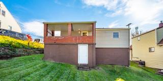 Gorgeous 2 bedroom house in West Mifflin available July 10! Gallery 15