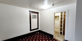 5 Bedroom/ 2 Bathroom House - Downtown Available - 06/04/2026 5 Bedroom/ 2 Bathroom House - Downtown Available - 06/04/2026 Gallery 14