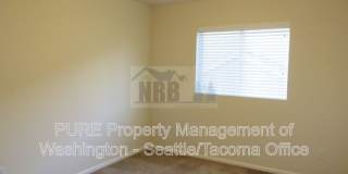 1917 201st St E Gallery 12