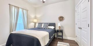 Elegant Townhouse in StoneLake Village – Stylish 3BR/2BA with Garage & Patio Gallery 11